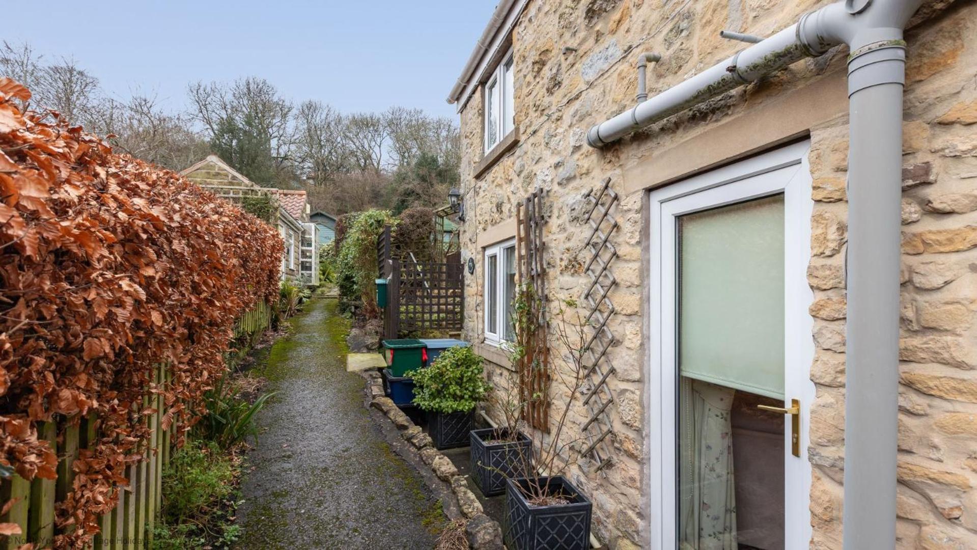 Picturesque Stone Cottage In The Heart Of North Yorkshire Village - Hideaway Cottage Buitenkant foto